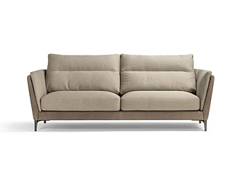 Диван из кожи с мягкой спинкой POLTRONA FRAU Bretagne Gran Comfort фабрика POLTRONA FRAU из Италии