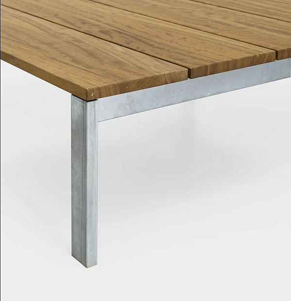 Квадратный боковой столик из тика Kristalia BE-EASY Slatted 01BEO52F фабрика Kristalia из Италии. Фото №2