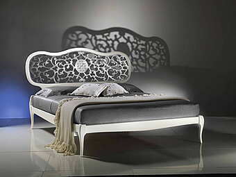 Двуспальная кровать с ажурной спинкой CARPANELLI Novecento laccata bianco avorio LE09 фабрика CARPANELLI из Италии