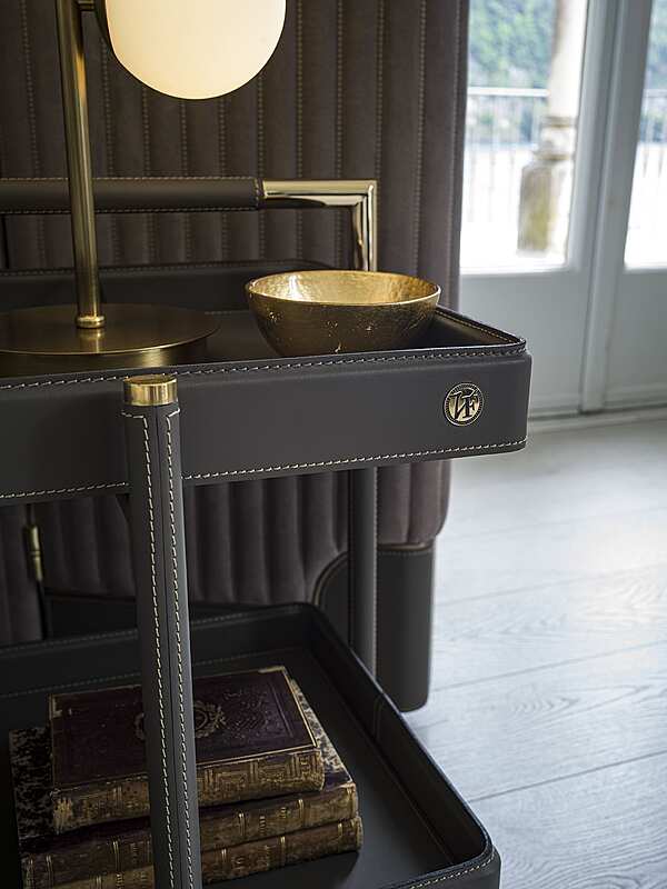 Прикроватная тумба VITTORIA FRIGERIO Araldo VF16619 фабрика VITTORIA FRIGERIO из Италии. Фото №6