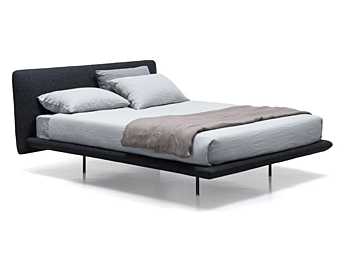 Двуспальная кровать с обитой спинкой из ткани Kristalia Clapis 52872B фабрика Kristalia из Италии