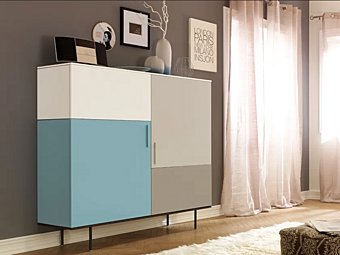 Буфет с дверцами из дерева MORETTI COMPACT LV205 Буфет с дверцами из дерева MORETTI COMPACT LV205 фабрика MORETTI COMPACT из Италии