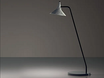 Настольная лампа из алюминия с LED подсветкой Artemide  Unterlinden 1945010A, 1945W10A фабрика Artemide из Италии