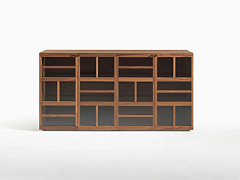 Витрина с интегрированным освещением из дерева и стекла TORII Casamania & Horm фабрика Casamania & HORM из Италии