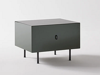 Деревянная прикроватная тумбочка с ящиками Nube Italia Block фабрика Nube Italia из Италии