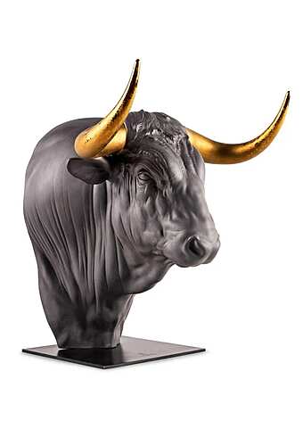 Бюст быка LLADRO Taurus Sculpture фабрика LLADRO из Италии