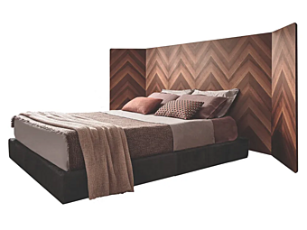 Двуспальная кровать из ореха с высокой обитой спинкой Gallotti&Radice Eve Двуспальная кровать из ореха с высокой обитой спинкой Gallotti&Radice Eve фабрика Gallotti & Radice из Италии