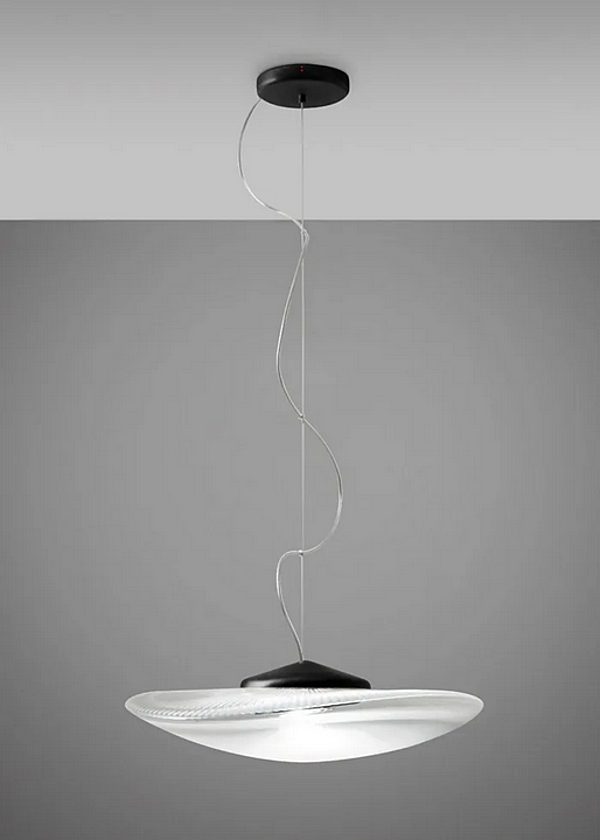 Подвесная лампа из blown glass с LED подсветкой Fabbian Loop фабрика Fabbian из Италии. Фото №8