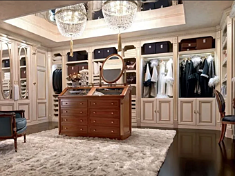 Деревянный гардероб-купе на заказ ROMANZA MARTINI INTERIORS Деревянный гардероб-купе на заказ ROMANZA MARTINI INTERIORS фабрика MARTINI INTERIORS из Италии