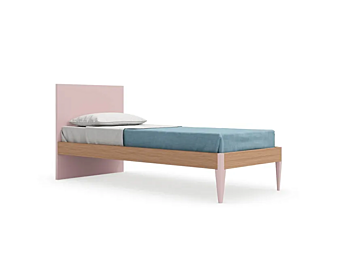 Односпальная кровать с мягкой спинкой из массива дерева NIDI Nuk фабрика nidi из Италии