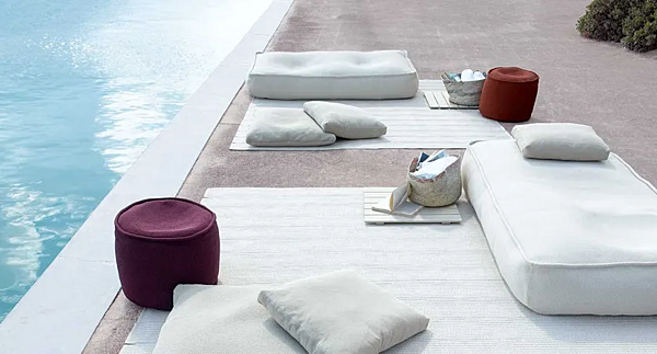 Подушка для улицы со съемным чехлом из ткани PAOLA LENTI Cuscini da terra CU01E фабрика PAOLA LENTI из Италии. Фото №3