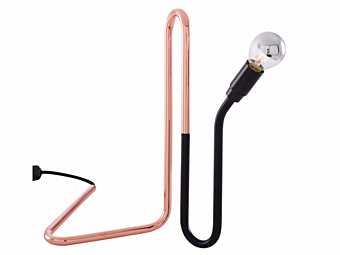 Настольная лампа из меди с LED подсветкой LIGNE ROSET ONDULE 10072990 фабрика LIGNE ROSET из Италии