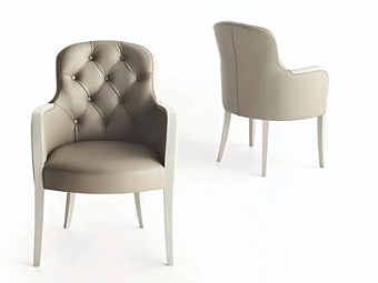 Кресло с подлокотниками из стеганой ткани Olivia Martini Interiors Кресло с подлокотниками из стеганой ткани Olivia Martini Interiors фабрика MARTINI INTERIORS из Италии