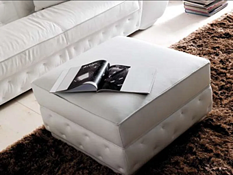 Квадратный пуф из обитой кожи с квилтированной отделкой CORTEZARI Lapo 654 фабрика CORTE ZARI из Италии