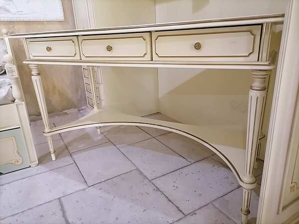 Pellegatta Стол письменный     art Sara      135х65х78 фабрика PELLEGATTA из Италии. Фото №2