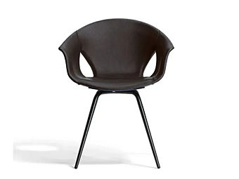 Кресло из кожи с подлокотниками POLTRONA FRAU Ginger Ale фабрика POLTRONA FRAU из Италии