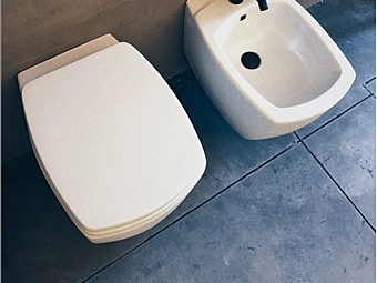Настенный туалет из керамики AGAPE 750 Настенный туалет из керамики AGAPE 750 фабрика Agape из Италии