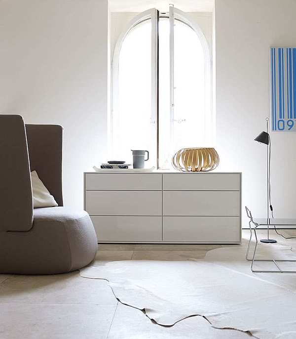 Комод B&B ITALIA CD122S Dado фабрика B&B ITALIA из Италии. Фото №2