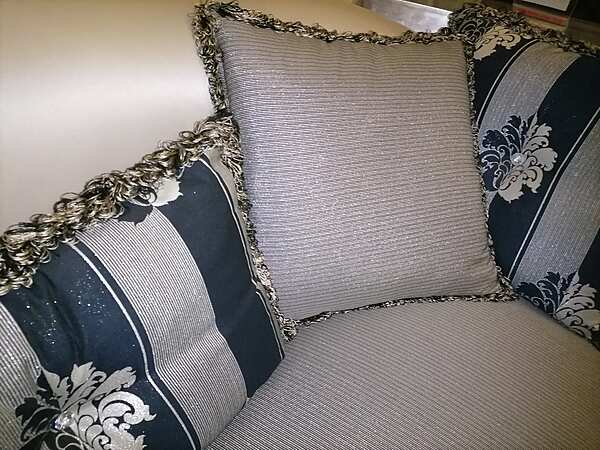 KEOMA  Диван AURORA 2 seats cm 230*115*100cm  cat. Lusso  art 555501 фабрика KEOMA из Италии. Фото №4