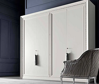 Деревянный шкаф из коллекции CORTEZARI Giusy 727