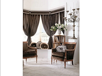 Кресло с подлокотниками из ткани Napoli Martini Interiors Кресло с подлокотниками из ткани Napoli Martini Interiors фабрика MARTINI INTERIORS из Италии