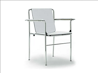 Кресло с подлокотниками из ткани POLTRONA FRAU Movie фабрика POLTRONA FRAU из Италии