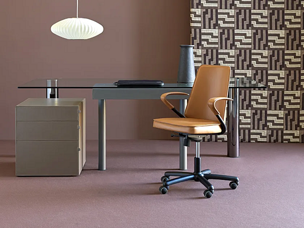 Кресло с подлокотниками из кожи с регулировкой высоты FASEM Luna ABW фабрика FASEM из Италии. Фото №2