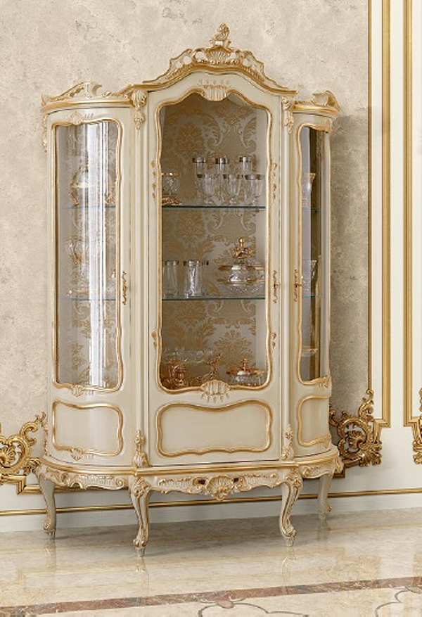 Классическая витрина в светлой отделке с позолотой Modenese Gastone фабрика MODENESE GASTONE из Италии. Фото №1