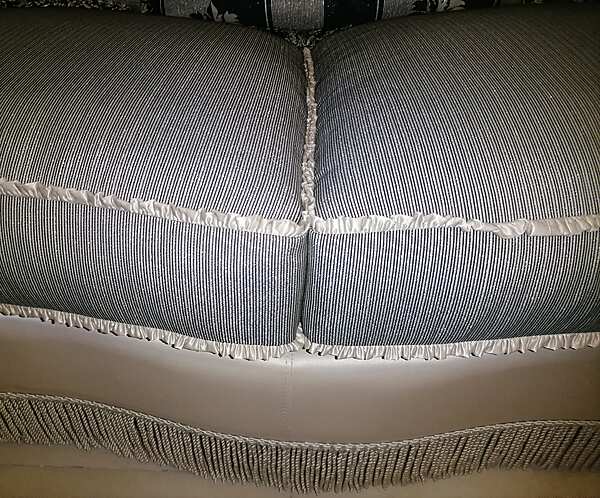 KEOMA  Диван AURORA 2 seats cm 230*115*100cm  cat. Lusso  art 555501 фабрика KEOMA из Италии. Фото №3