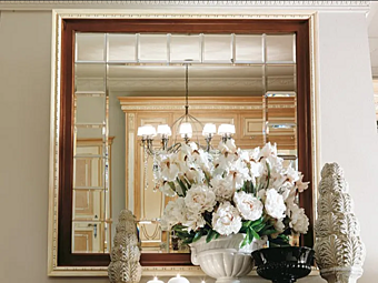 Квадратное настенное зеркало из дерева с рамкой Martini Interiors Incontri фабрика MARTINI INTERIORS из Италии