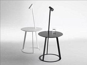 Прикроватная тумбочка из дерева Casamania & Horm Albino Torcia фабрика Casamania & HORM из Италии