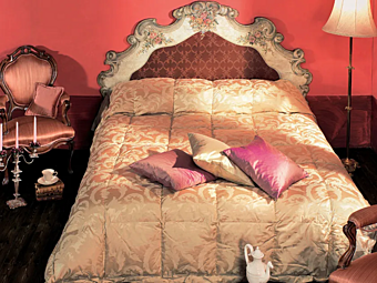 Двуспальная кровать из массива дерева с высокой мягкой спинкой Interiors Italia AP267 D17 фабрика Interiors Italia из Италии