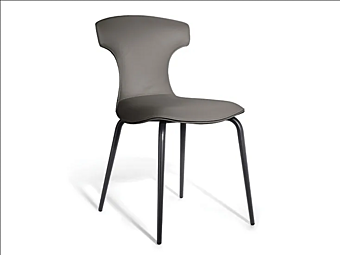 Стул с обитой спинкой из кожи POLTRONA FRAU Montera Mas фабрика POLTRONA FRAU из Италии