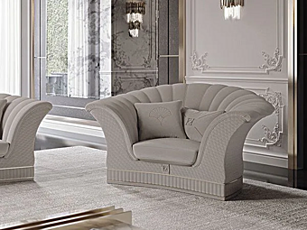 Кресло с подлокотниками из обитой ткани Ginevra KEOMA фабрика KEOMA из Италии